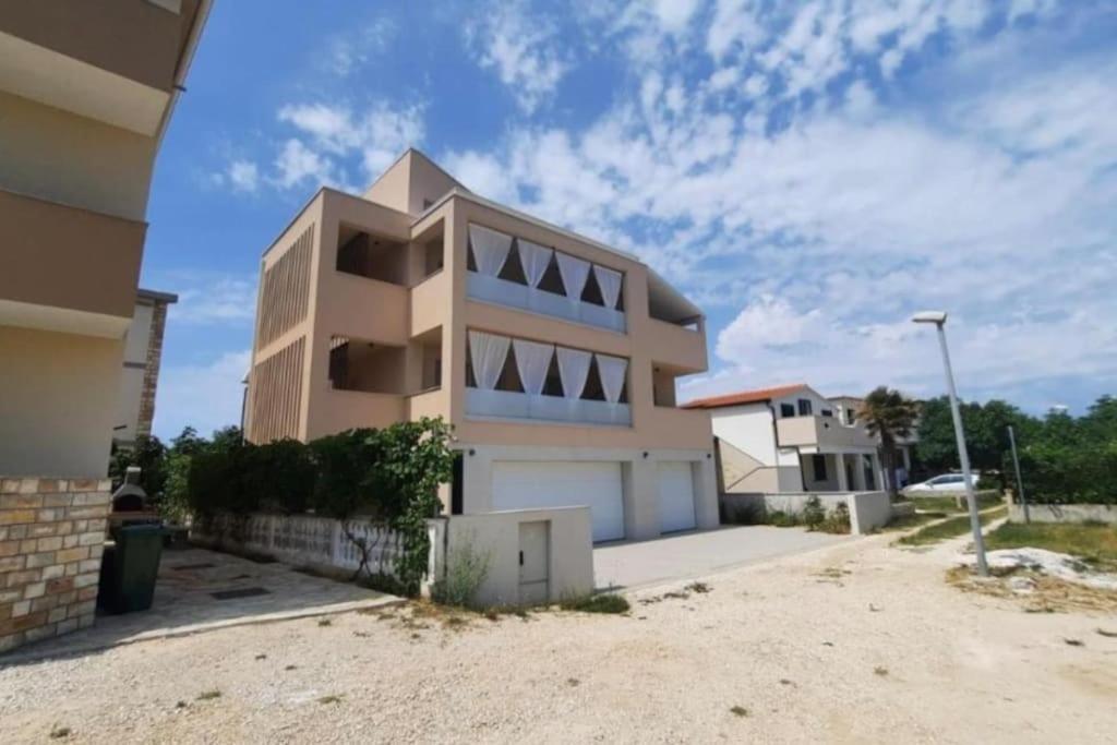 Villa Nika Nin Kültér fotó